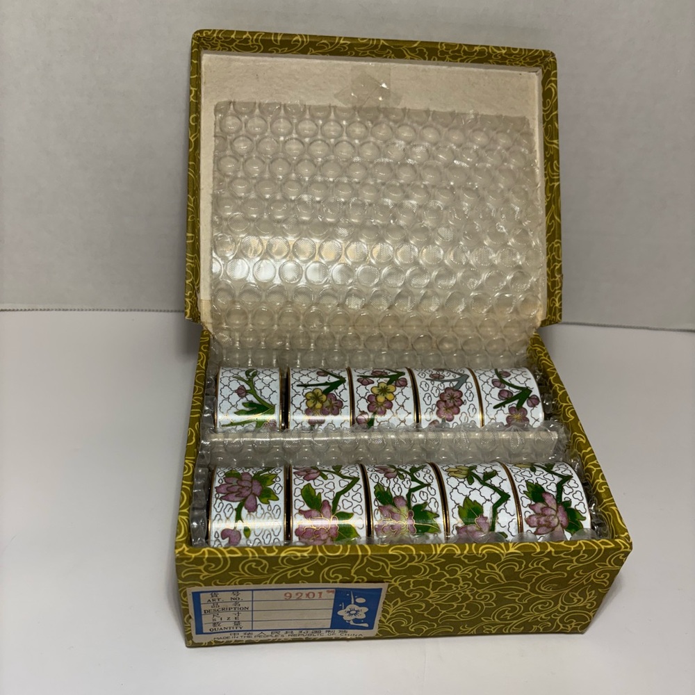 VTG Cloisonné Ware Napkin Rings Floral Hand Made Set Of 10 Original Box GoldTrim